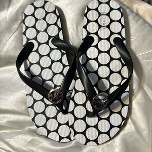 NWOT Michael Kors Flip Flops